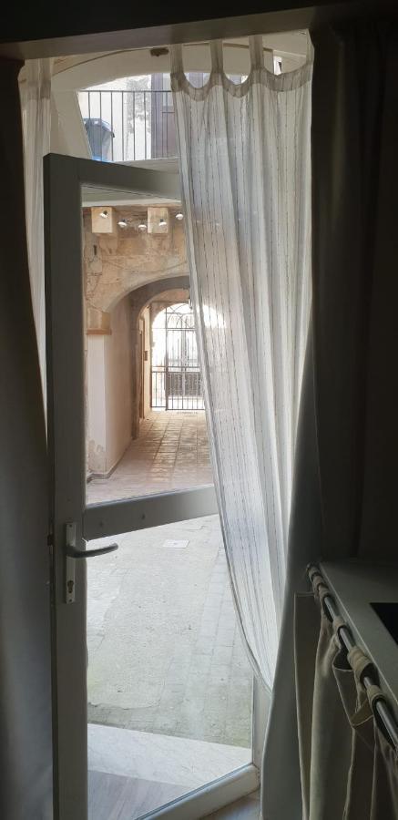 Il Nido Di Diana In Ortigia Apartment Сиракуза Екстериор снимка