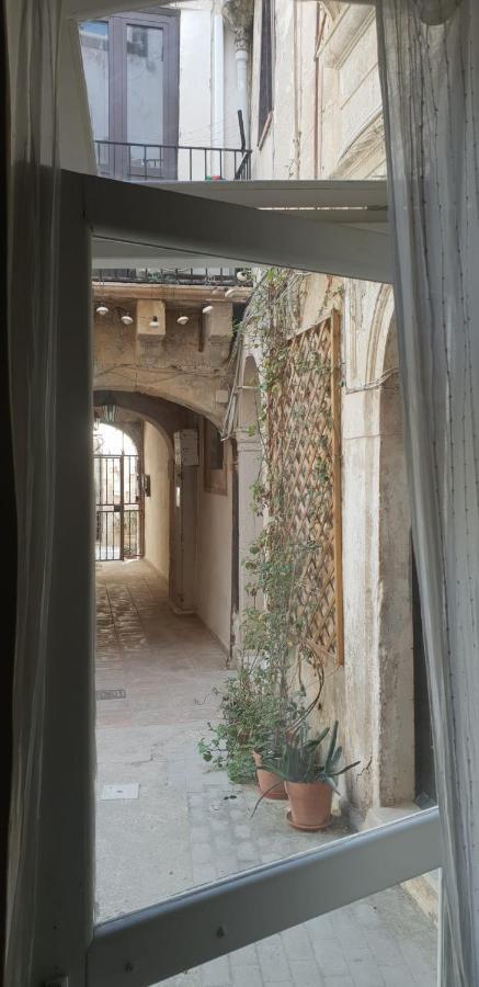Il Nido Di Diana In Ortigia Apartment Сиракуза Екстериор снимка