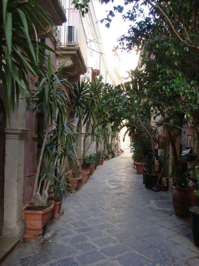Il Nido Di Diana In Ortigia Apartment Сиракуза Екстериор снимка